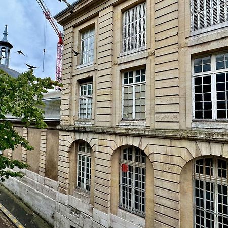 Gerard, Appartement Central Avec Parking Prive Rouen Eksteriør bilde